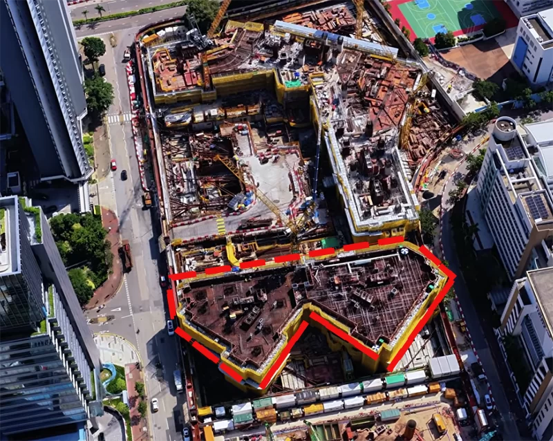 叡璟基座上方三角形的兩座建築